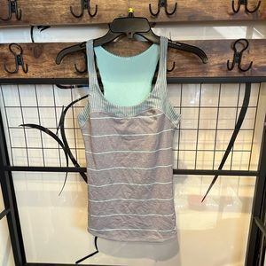 Lululemon tank top size S